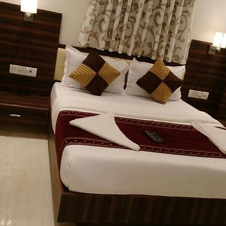 Hotel Golden City Мумбаї Екстер'єр фото