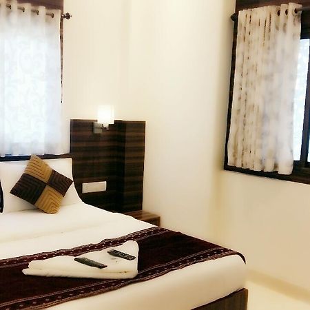 Hotel Golden City Мумбаї Екстер'єр фото